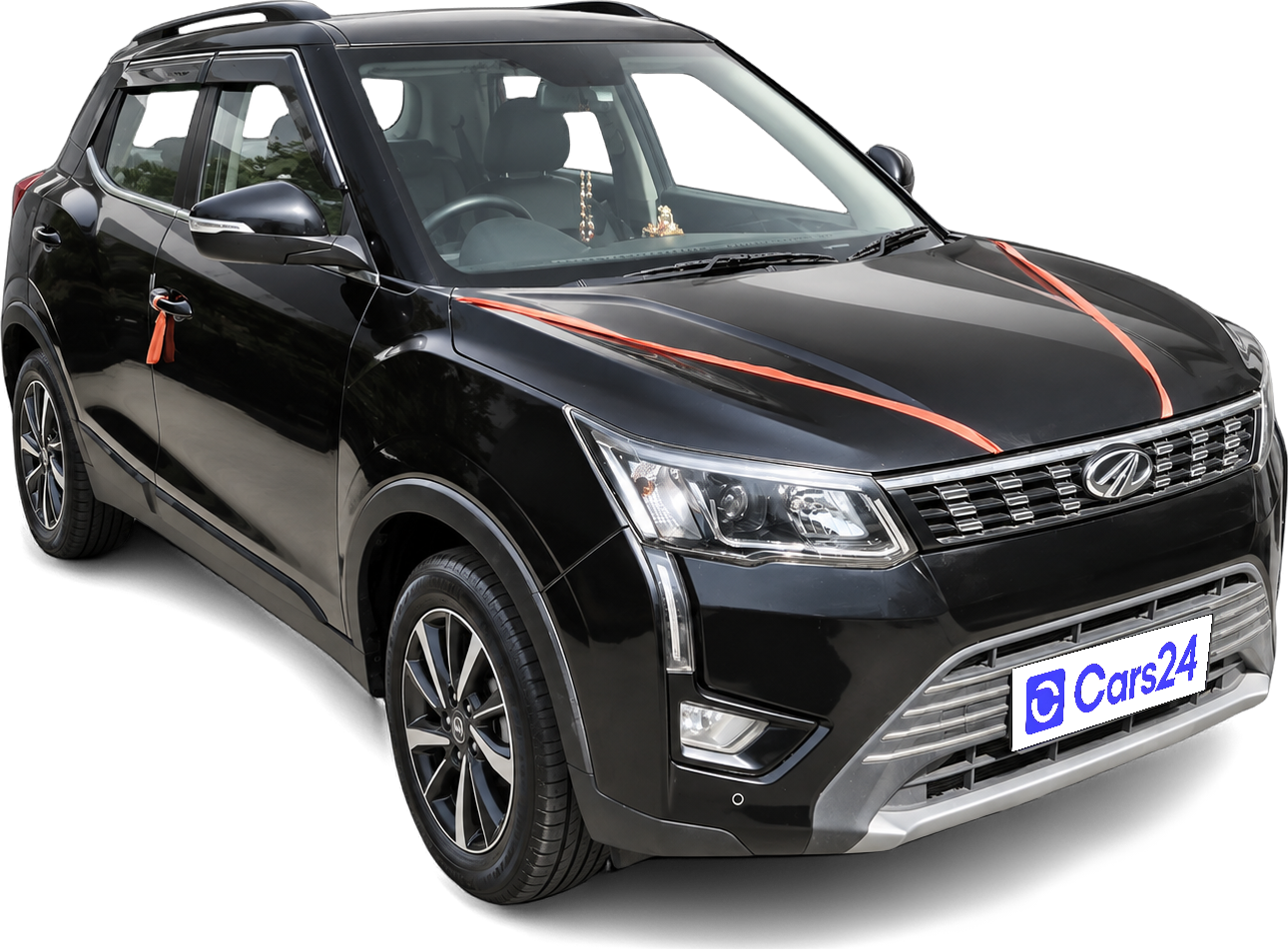2021 Mahindra XUV300 - SUV - Petrol - Manual - ₹7.70 lakh