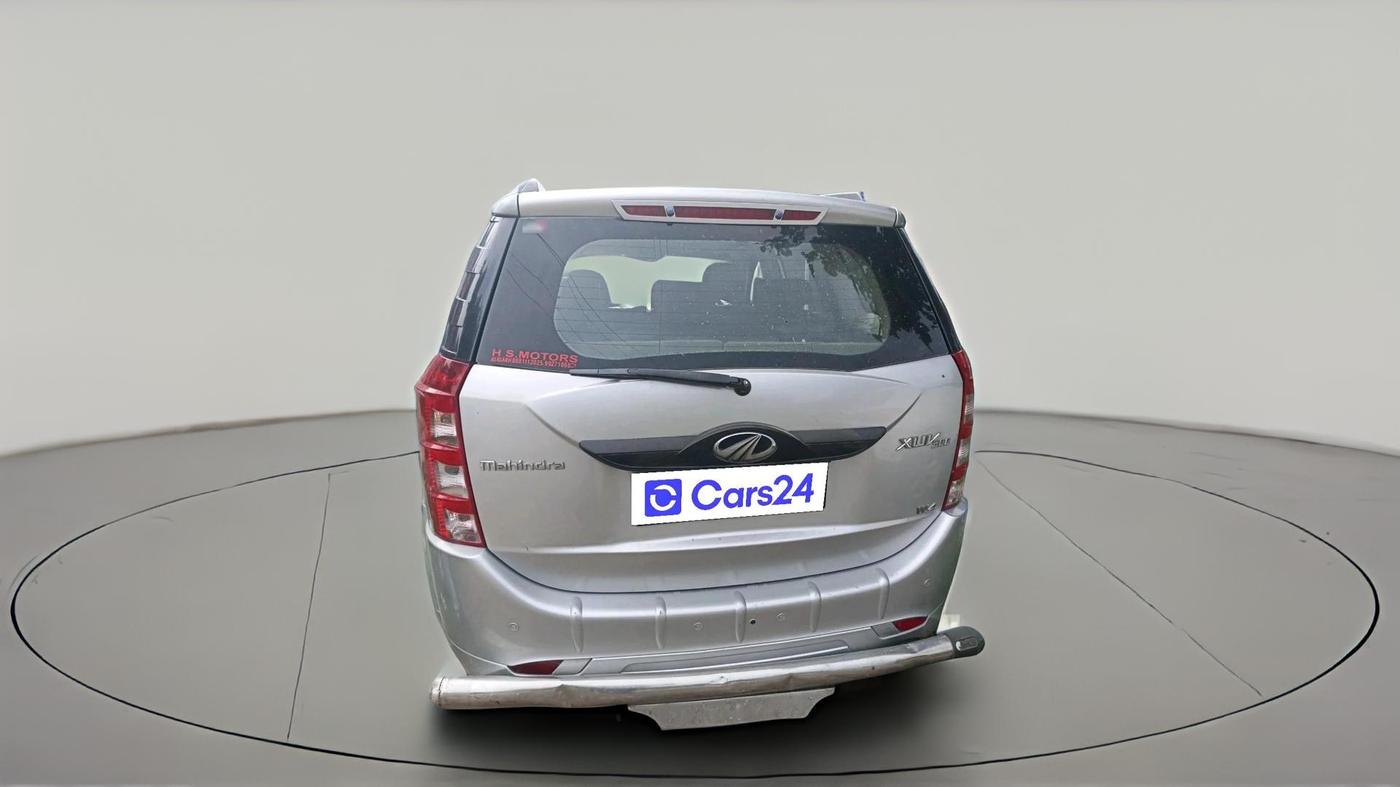 2018 Mahindra XUV500 W4 1.99, Diesel, Manual, 1,30,384 km, exterior