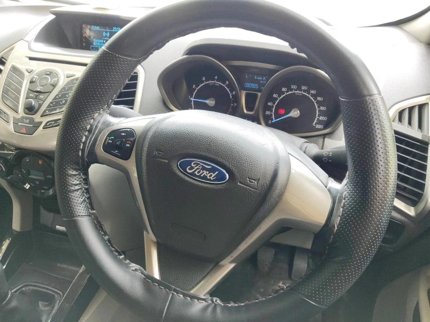 2013 Ford Ecosport TITANIUM 1.0L ECOBOOST (OPT), Petrol, Manual, 80,905 km, interior