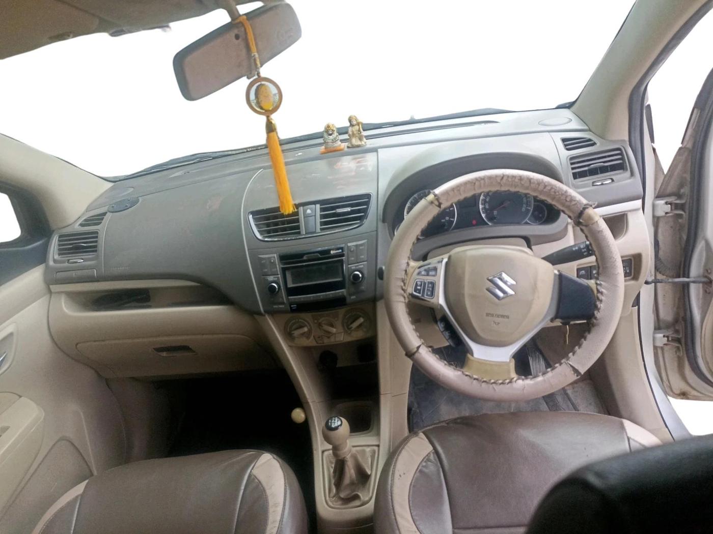 2016 Maruti Ertiga VXI CNG, CNG, Manual, 1,56,318 km, interior