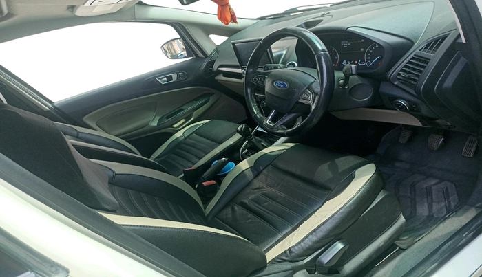 2020 Ford Ecosport TITANIUM + 1.5L DIESEL, Diesel, Manual, 1,16,014 km, interior