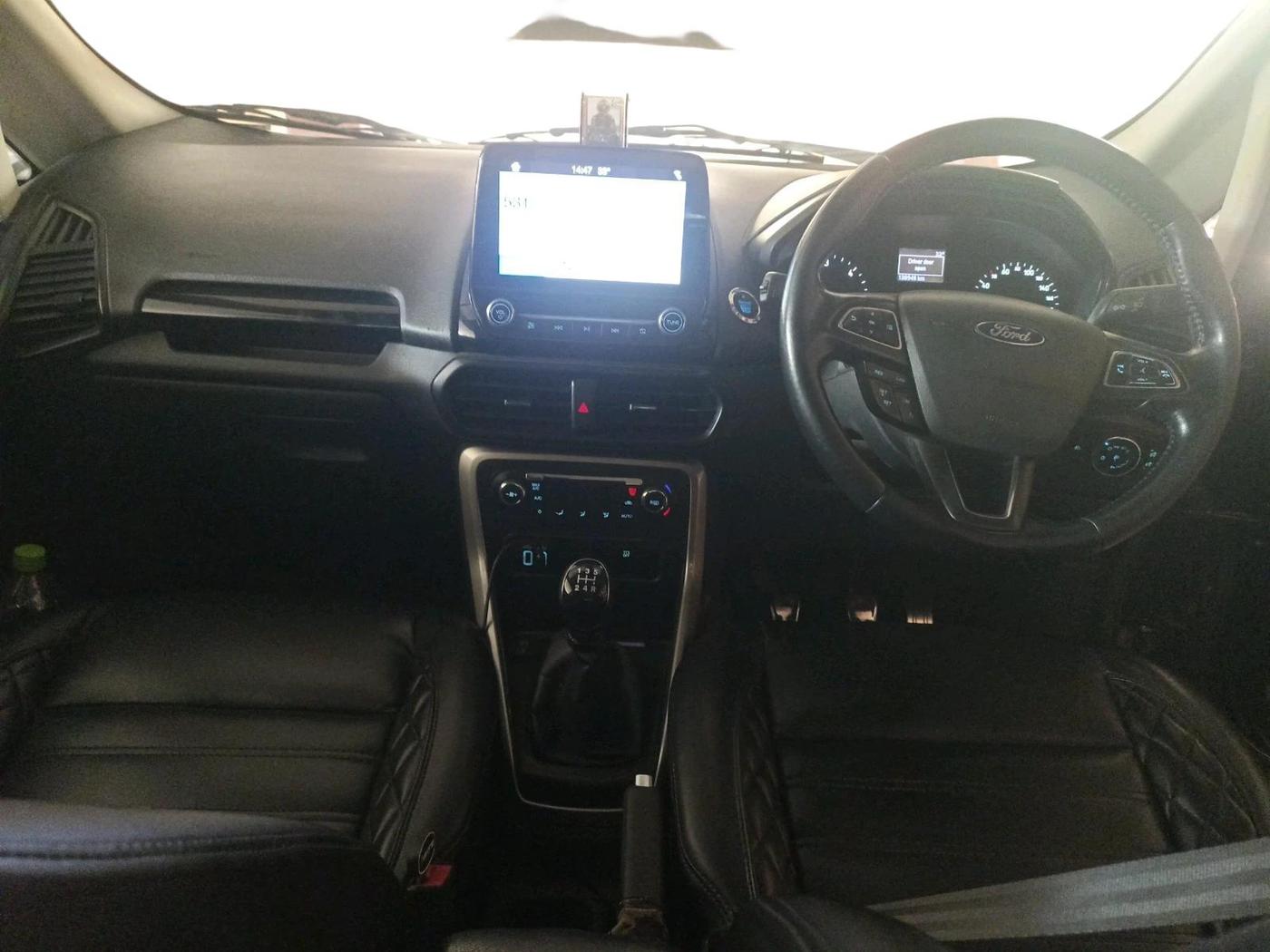 2018 Ford Ecosport TITANIUM 1.5L DIESEL, Diesel, Manual, 1,38,948 km, interior
