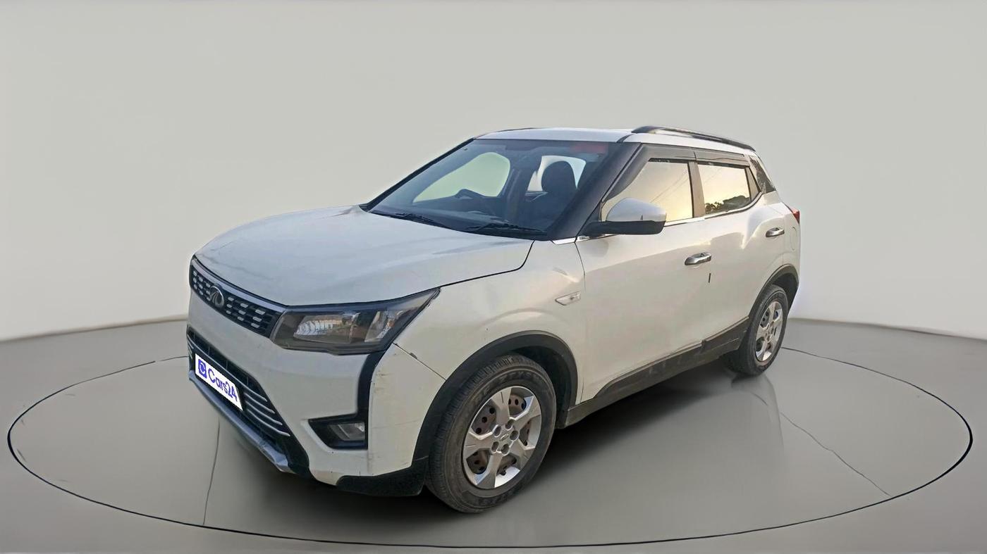 2019 Mahindra XUV300 W6 1.2 PETROL, Petrol, Manual, 1,37,472 km, exterior