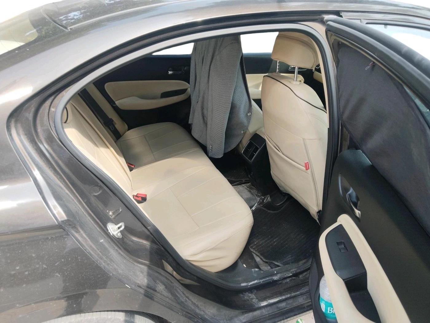 2022 Honda City 1.5L I-VTEC V MT 5TH GEN, Petrol, Manual, 35,650 km, interior