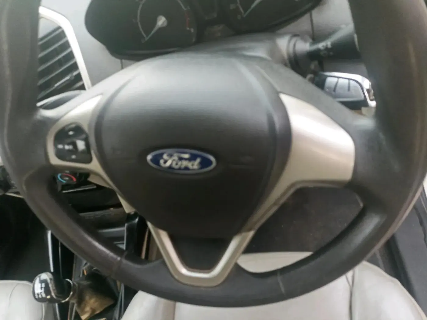 2014 Ford Ecosport TREND 1.5L DIESEL, Diesel, Manual, 1,55,582 km, interior