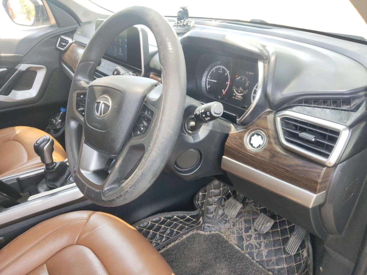 2021 Tata Harrier XT PLUS 2.0L KRYOTEC, Diesel, Manual, 1,44,989 km, interior