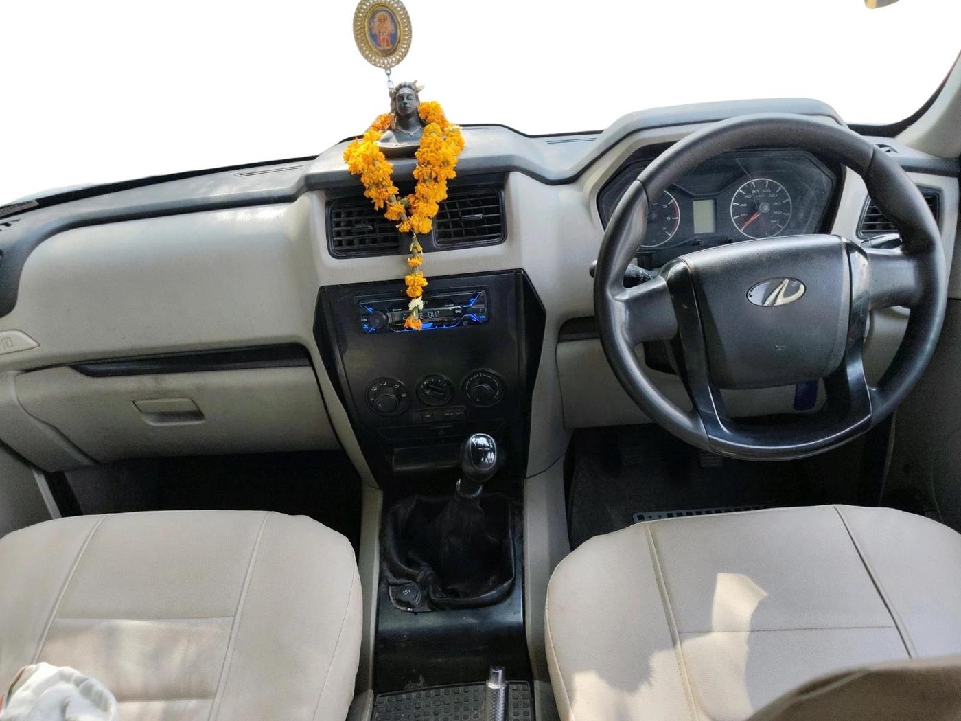 2018 Mahindra Scorpio S3, Diesel, Manual, 58,669 km, interior