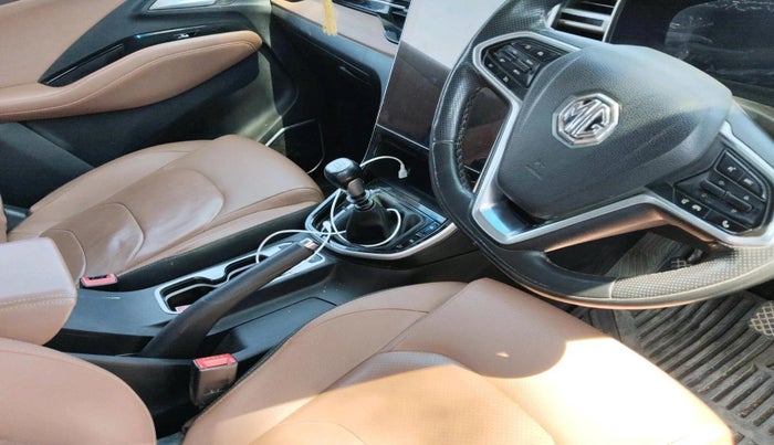 2023 MG HECTOR PLUS SHARP PRO 2.0 TURBO DIESEL 7 STR, Diesel, Manual, 74,030 km, interior