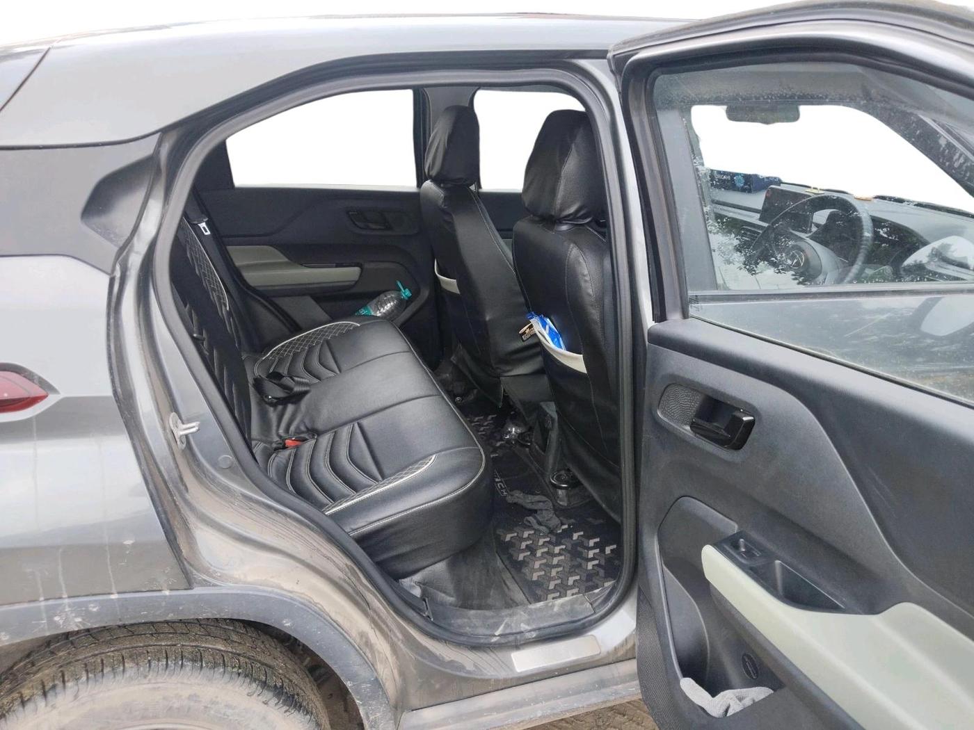 2021 Tata PUNCH ADVENTURE MT, Petrol, Manual, 18,028 km, interior