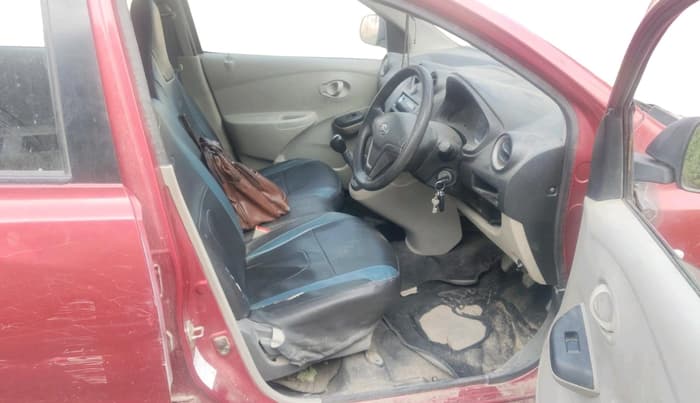 2017 Datsun Go Plus T, Petrol, Manual, 31,169 km, interior
