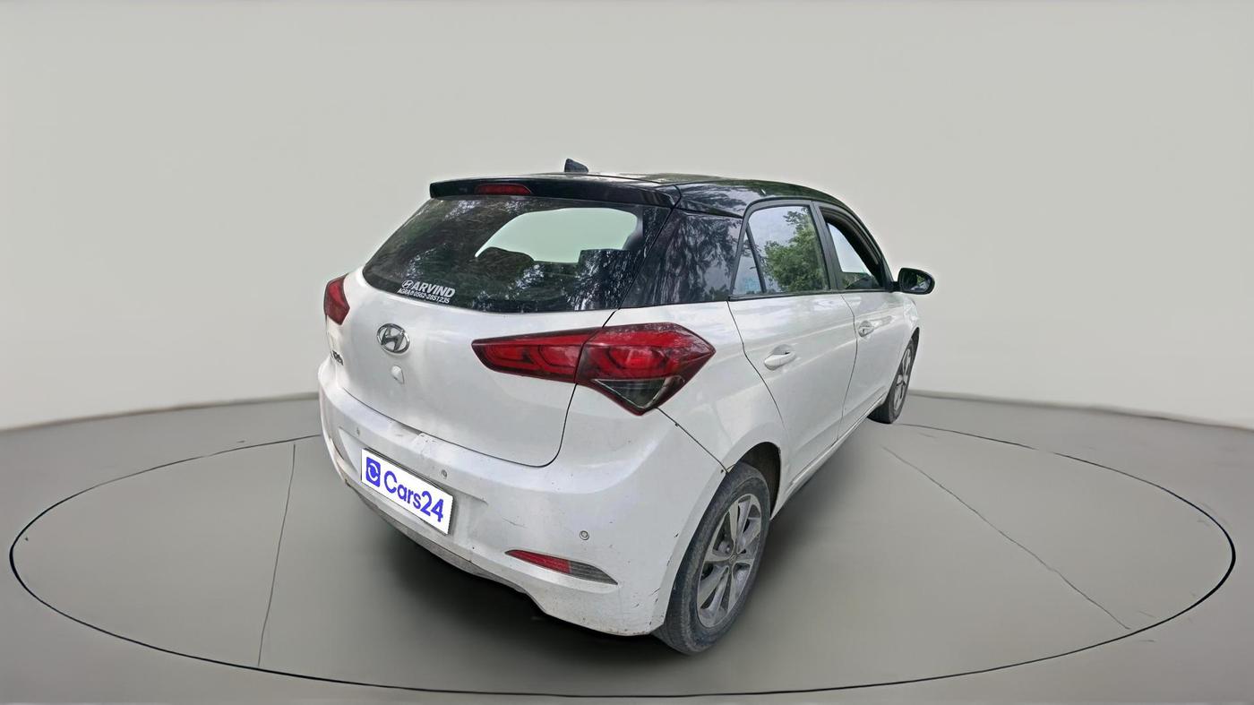 2017 Hyundai Elite i20 ASTA 1.2 DUAL TONE, Petrol, Manual, 1,01,586 km, exterior