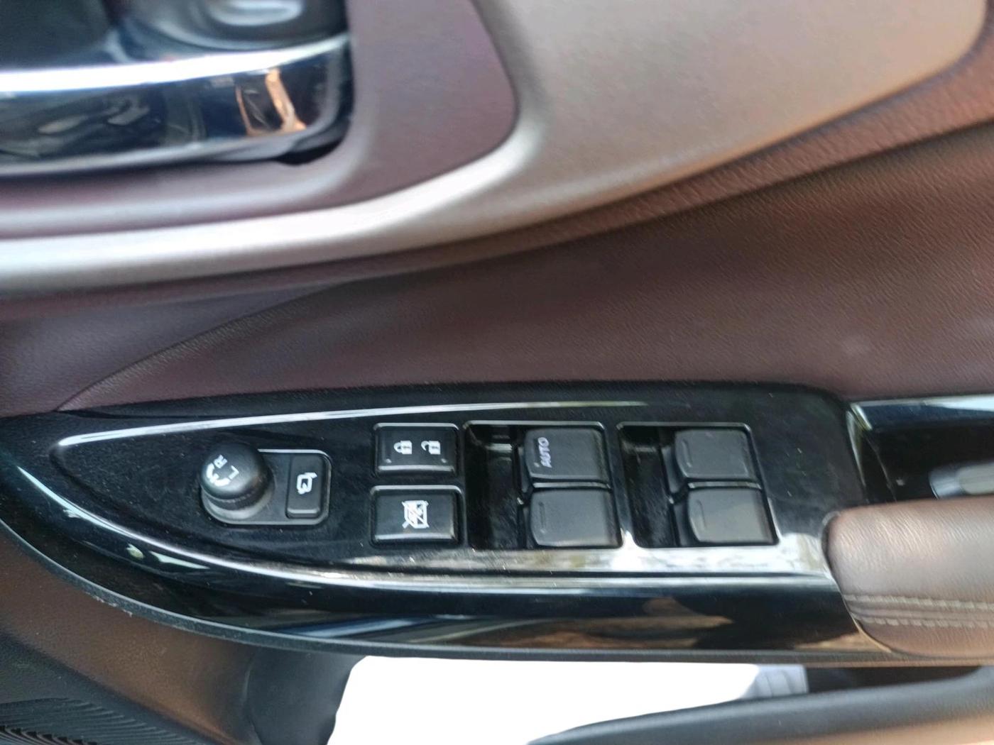 2025 Maruti FRONX ALPHA 1.0 TURBO MT, Petrol, Manual, 17,914 km, interior