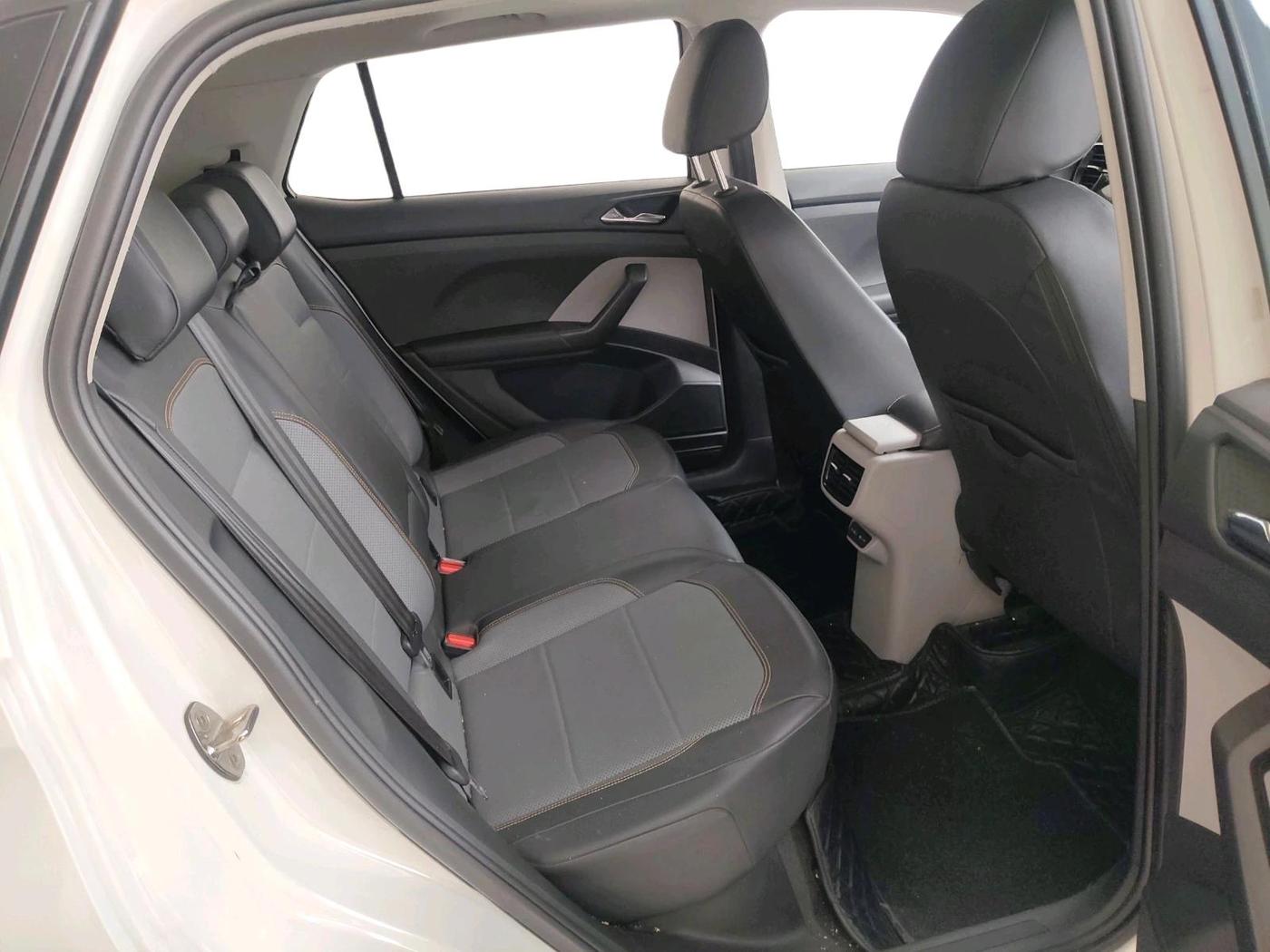 2022 Skoda KUSHAQ STYLE 1.0L TSI AT (6 AIRBAGS), Petrol, Automatic, 45,748 km, interior
