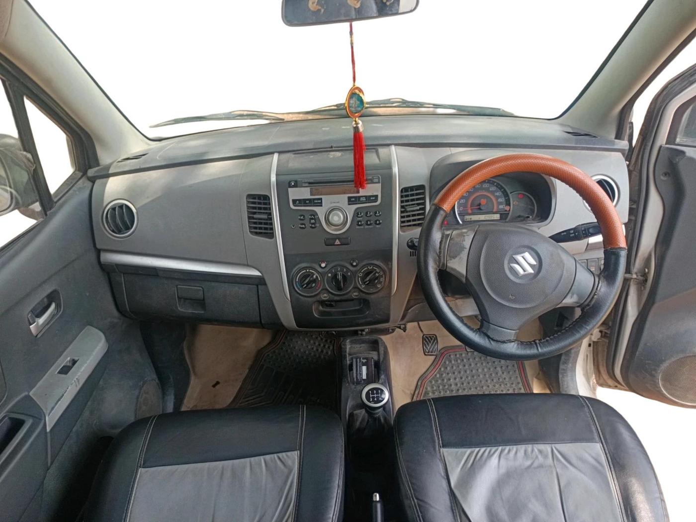 2011 Maruti Wagon R 1.0 VXI, Petrol, Manual, 1,09,851 km, interior