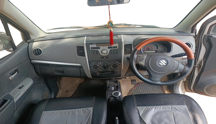 2011 Maruti Wagon R 1.0 VXI, Petrol, Manual, 1,09,851 km, interior