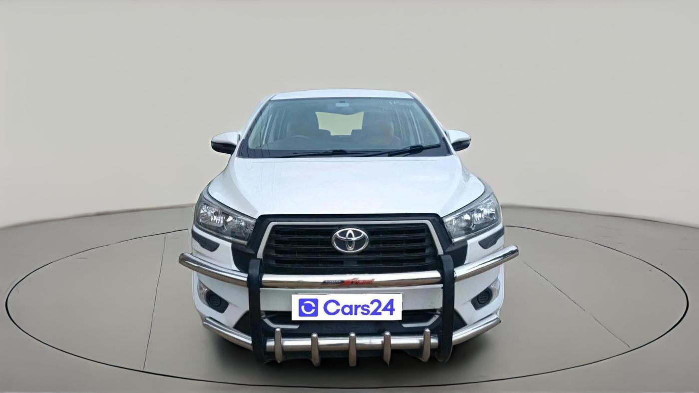2024 Toyota Innova Crysta 2.4 GX 7STR, Diesel, Manual, 51,815 km, exterior