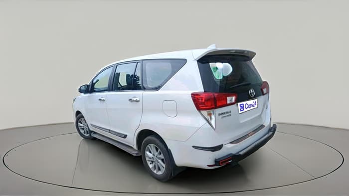 2024 Toyota Innova Crysta 2.4 GX 7STR, Diesel, Manual, 51,815 km, exterior