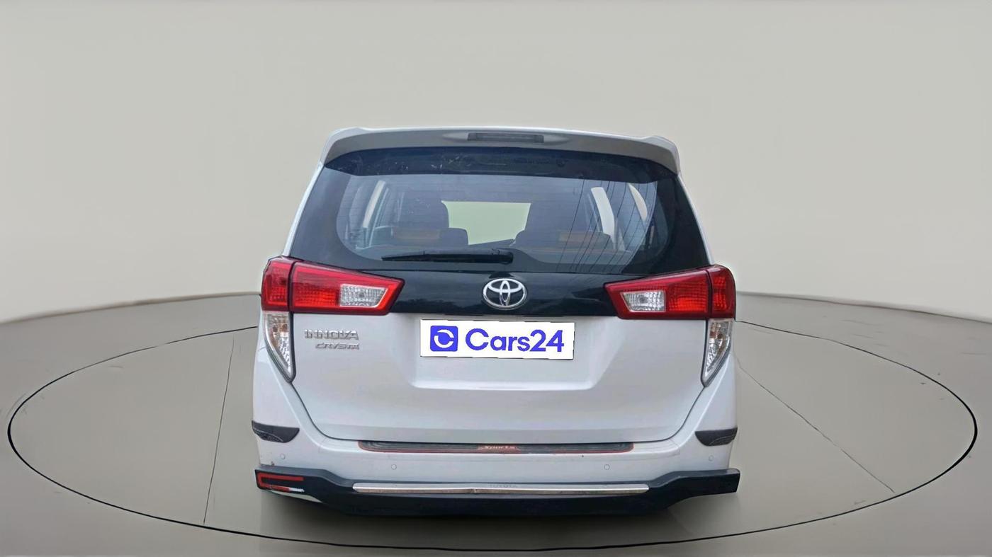 2024 Toyota Innova Crysta 2.4 GX 7STR, Diesel, Manual, 51,815 km, exterior