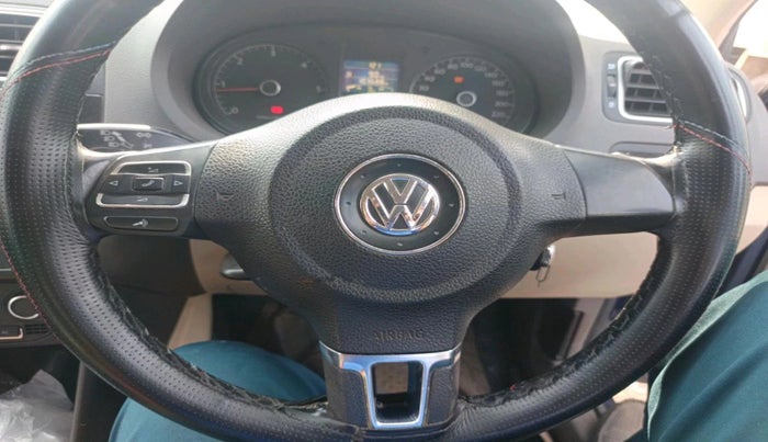 2012 Volkswagen Vento HIGHLINE DIESEL 1.6, Diesel, Manual, 1,03,688 km, interior