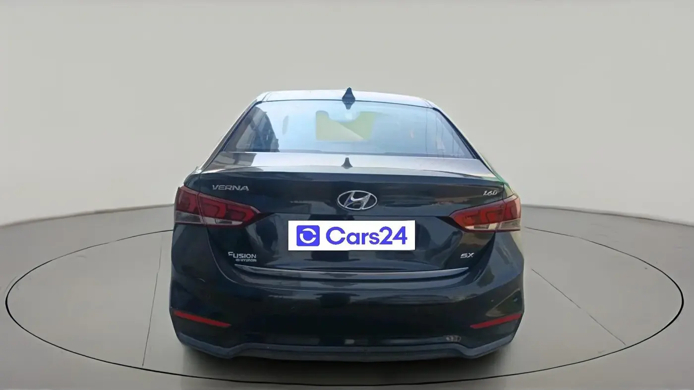 2018 Hyundai Verna 1.6 CRDI SX + AT, Diesel, Automatic, 1,70,581 km, exterior