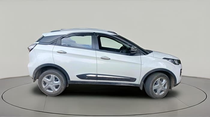 2023 Tata NEXON XM PLUS SUNROOF PETROL, Petrol, Manual, 64,468 km, exterior