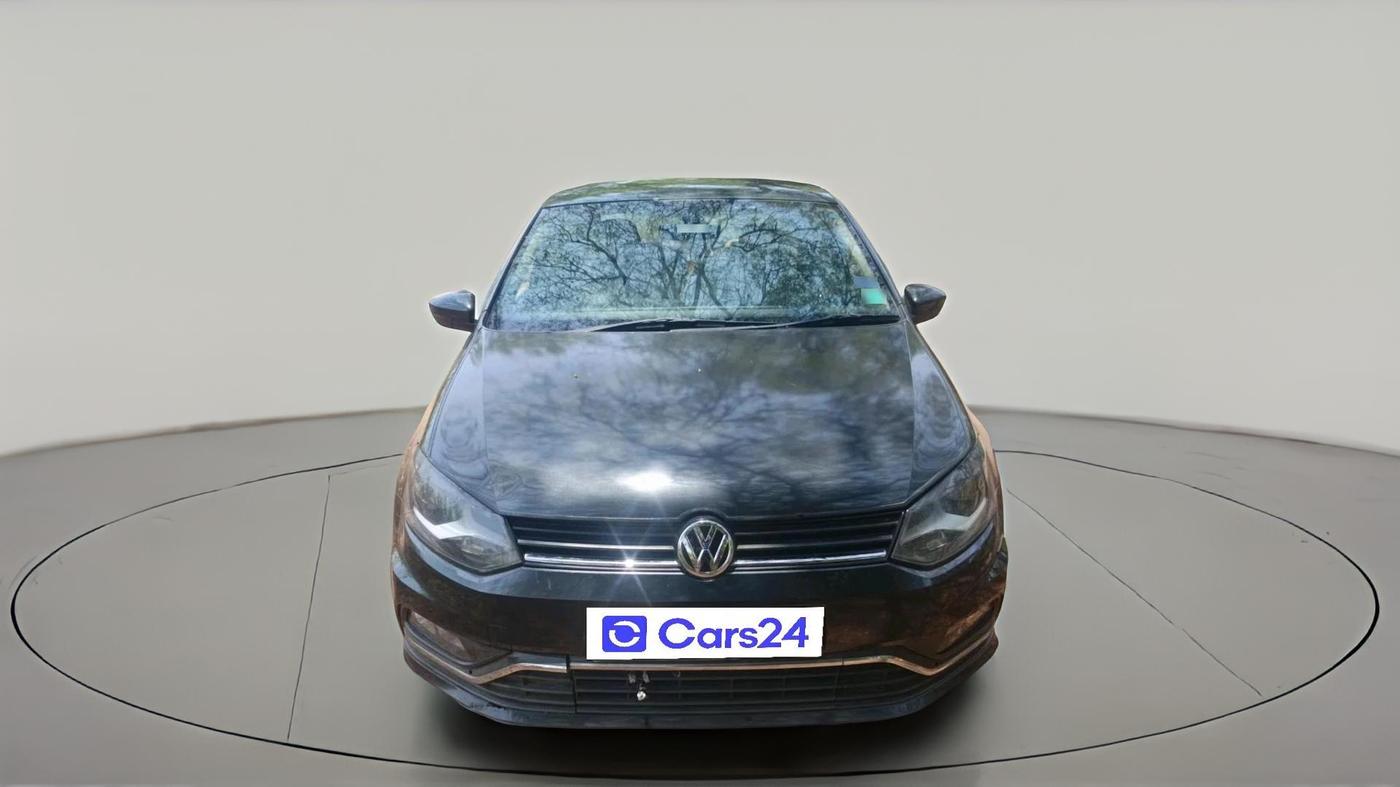 2016 Volkswagen Ameo HIGHLINE1.5L, Diesel, Manual, 1,50,280 km, exterior
