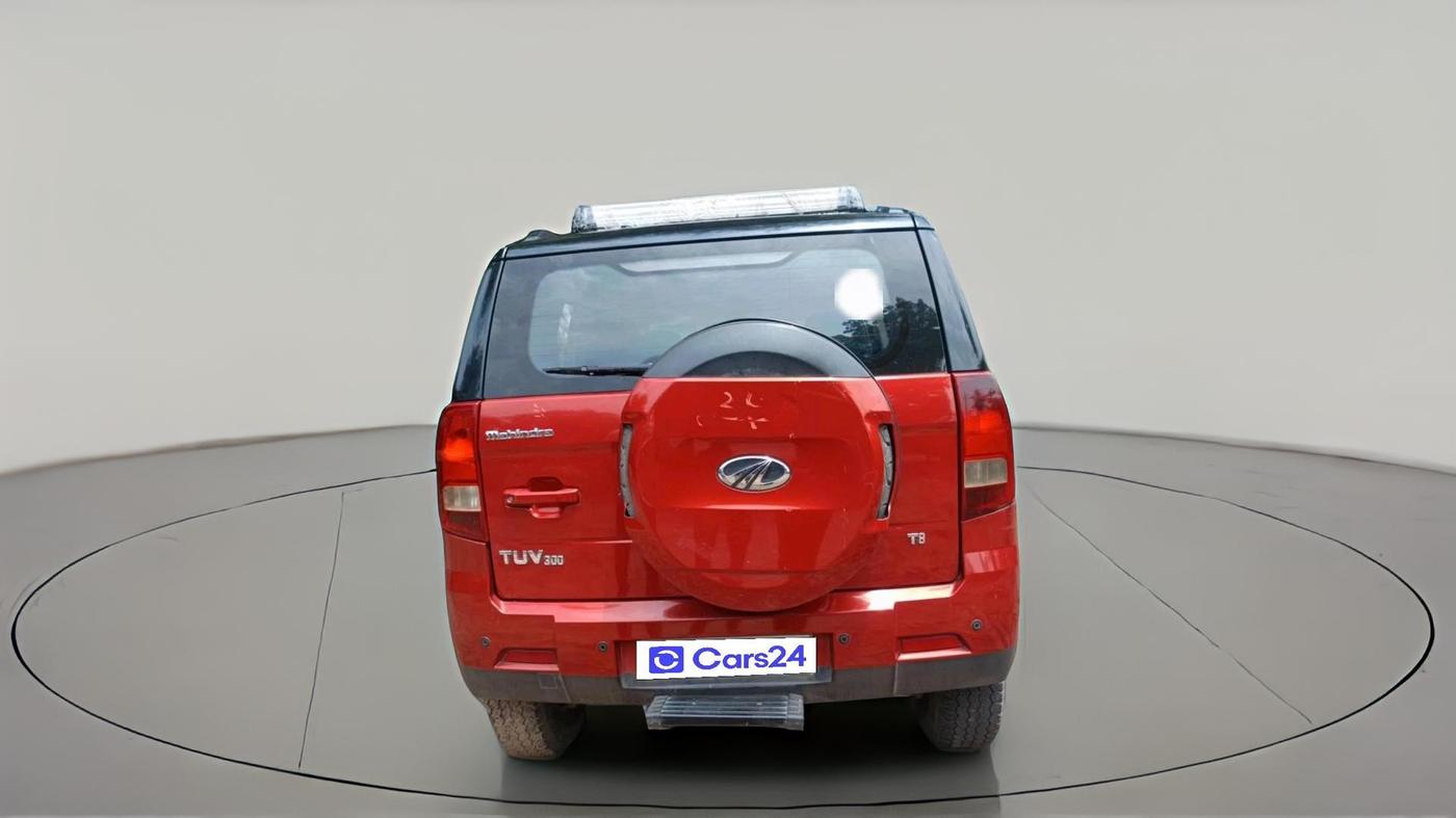 2018 Mahindra TUV300 T8 DUAL TONE, Diesel, Manual, 43,719 km, exterior