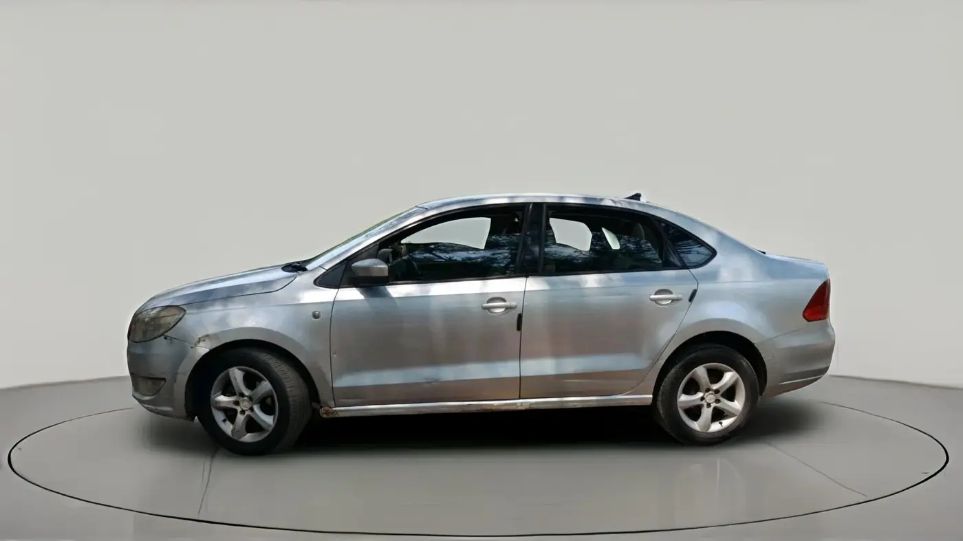 2012 Skoda Rapid ELEGANCE 1.6 TDI CR MT, Diesel, Manual, 1,56,488 km, exterior