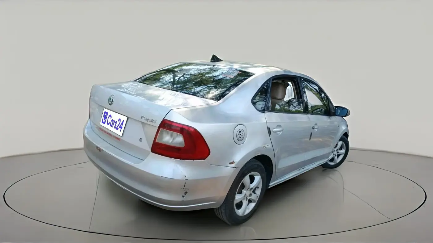 2012 Skoda Rapid ELEGANCE 1.6 TDI CR MT, Diesel, Manual, 1,56,488 km, exterior