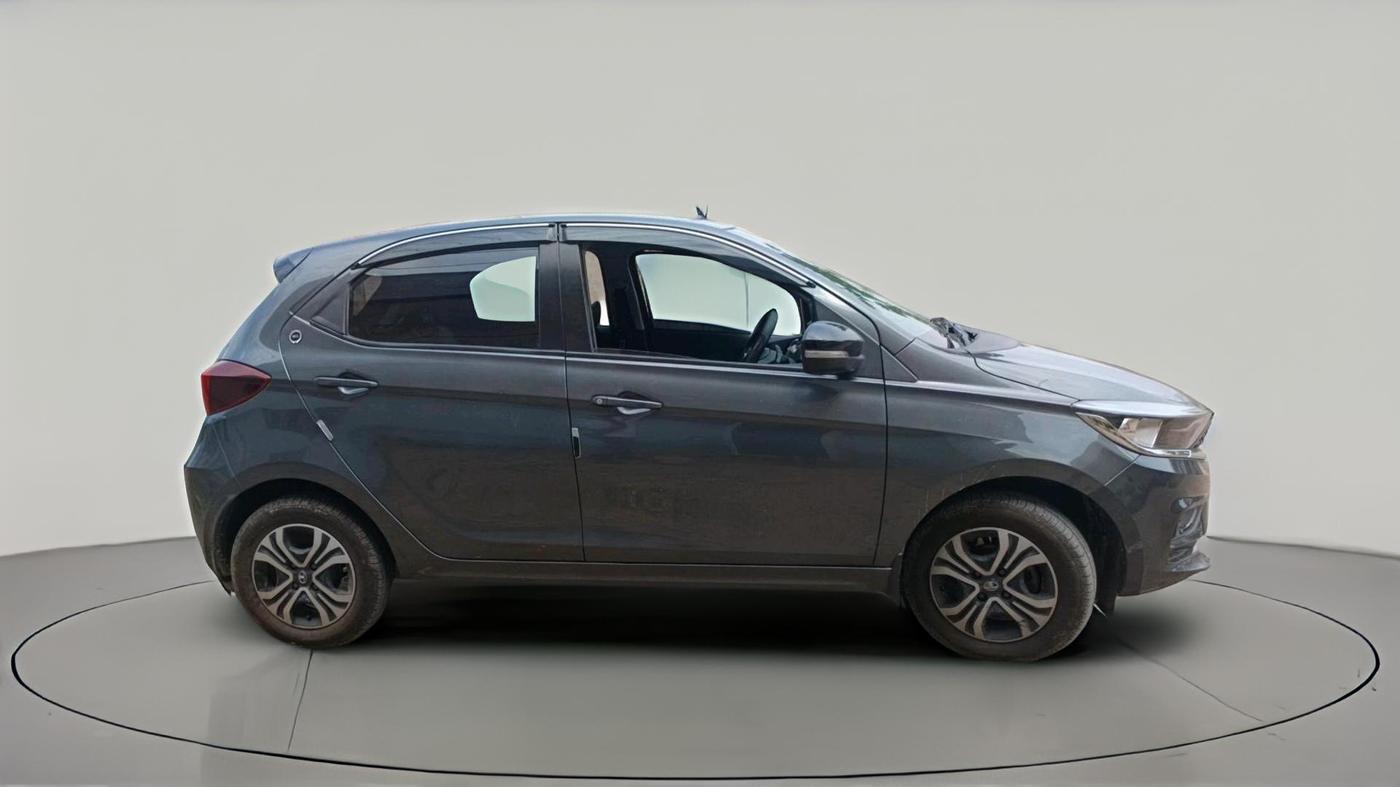 2023 Tata Tiago XT PETROL, Petrol, Manual, 65,552 km, exterior