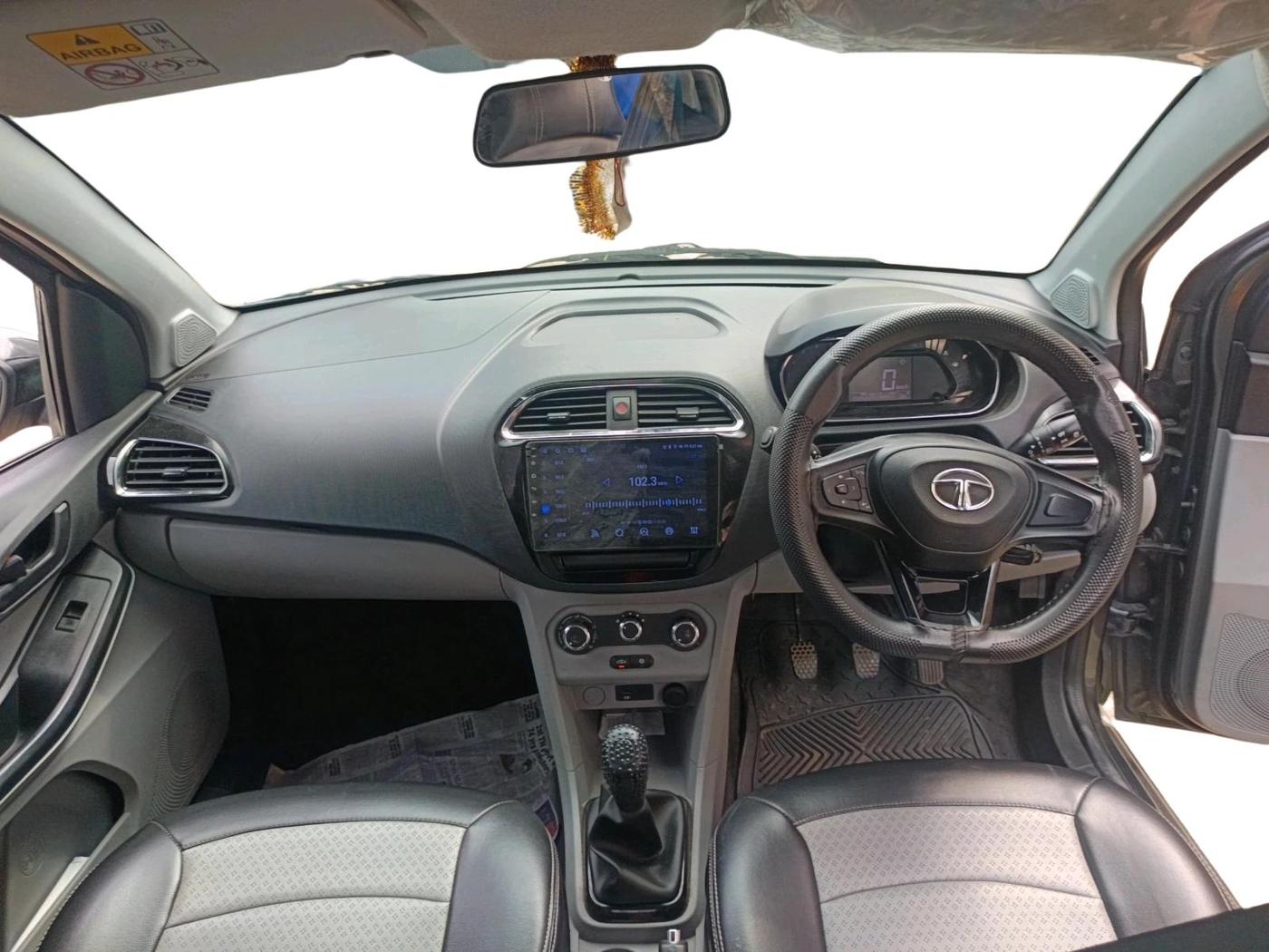 2023 Tata Tiago XT PETROL, Petrol, Manual, 65,552 km, interior