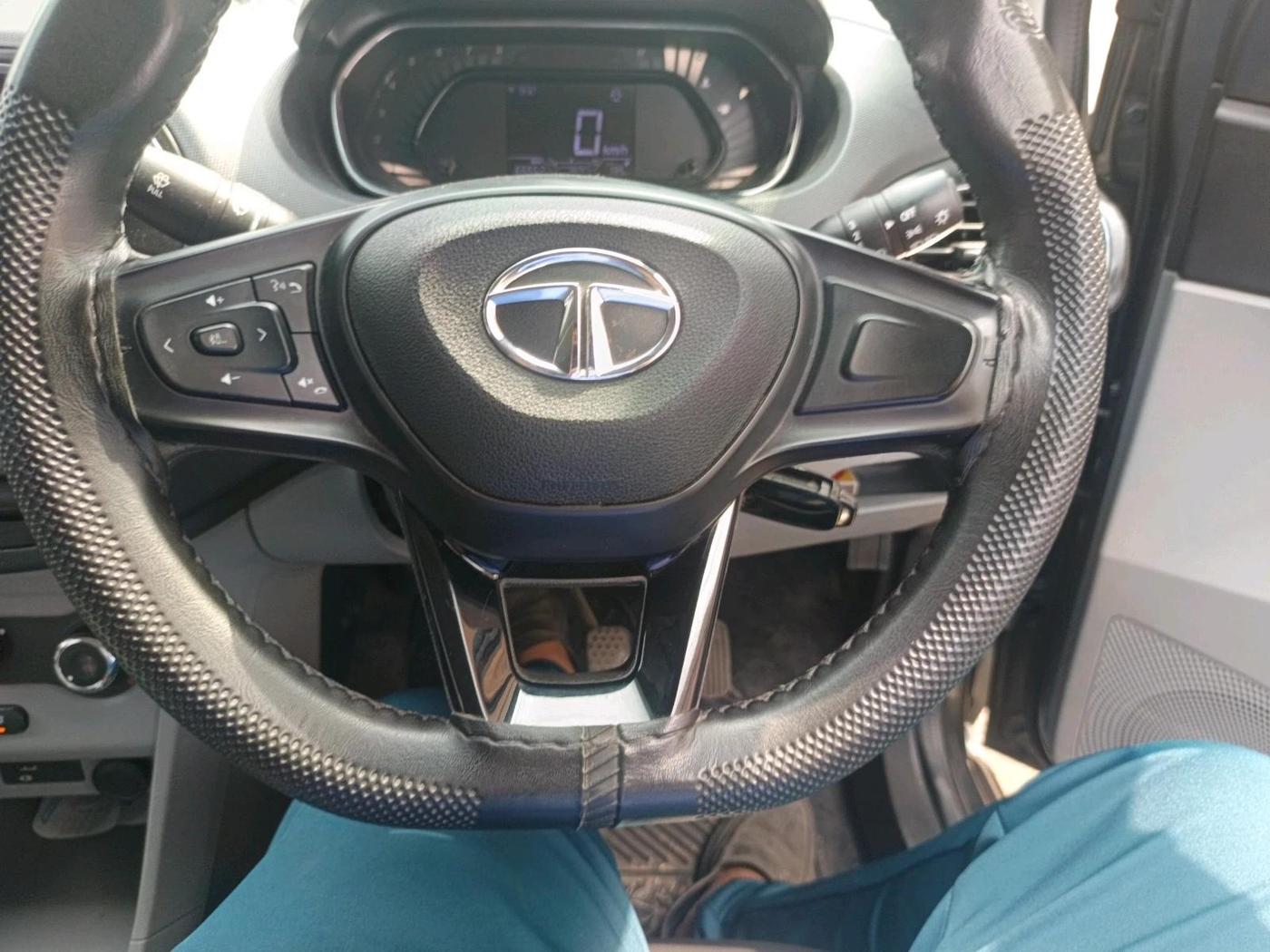 2023 Tata Tiago XT PETROL, Petrol, Manual, 65,552 km, interior