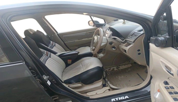 2012 Maruti Ertiga VDI, Diesel, Manual, 2,21,600 km, interior