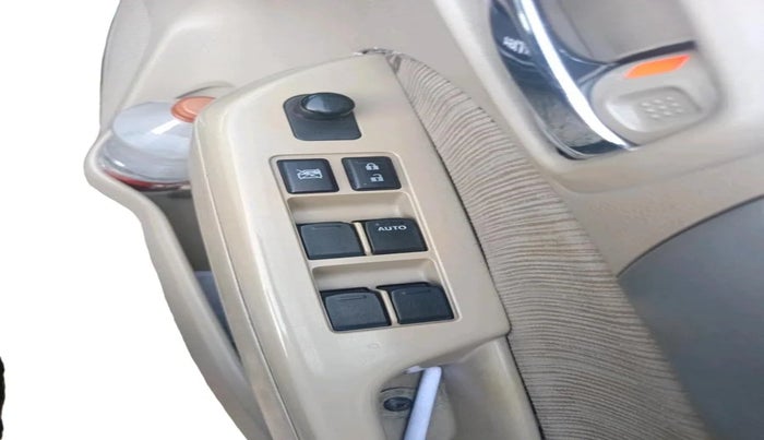 2012 Maruti Ertiga VDI, Diesel, Manual, 2,21,600 km, interior