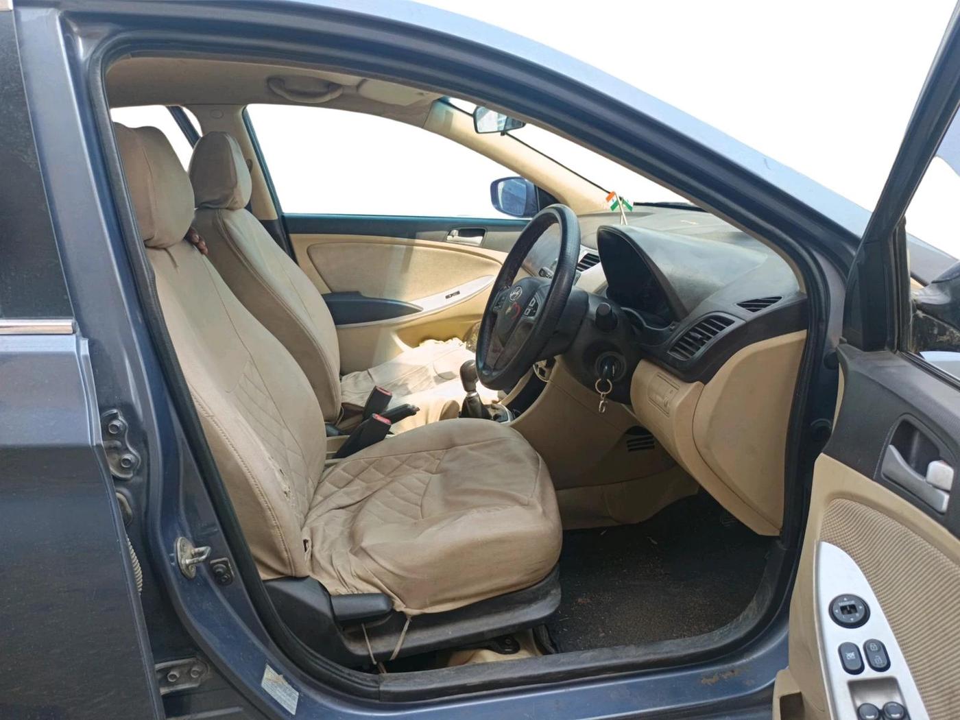 2013 Hyundai Verna FLUIDIC 1.4 VTVT, Petrol, Manual, 76,427 km, interior