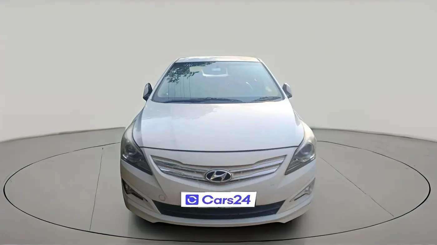 2015 Hyundai Verna FLUIDIC 4S 1.6 VTVT SX, Petrol, Manual, 1,43,977 km, exterior