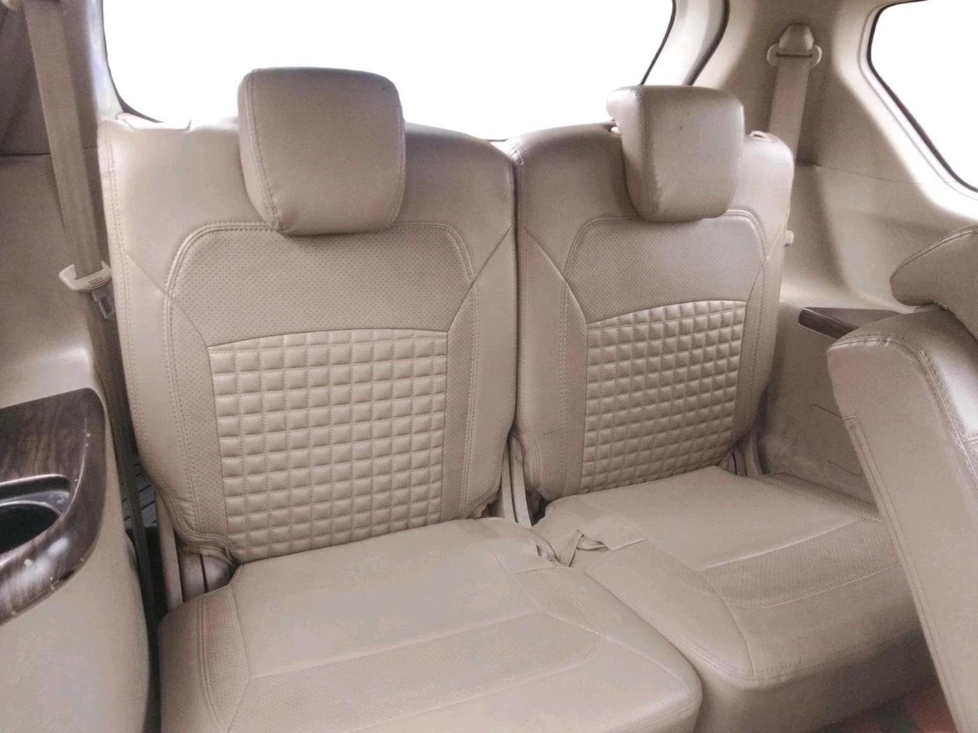 2022 Maruti Ertiga VXI SHVS, Petrol, Manual, 1,11,852 km, interior