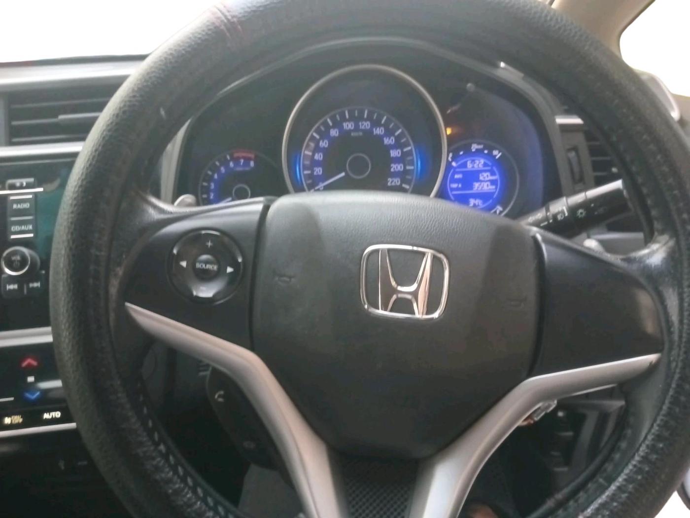 2016 Honda Jazz 1.2L I-VTEC V AT, Petrol, Automatic, 84,247 km, interior