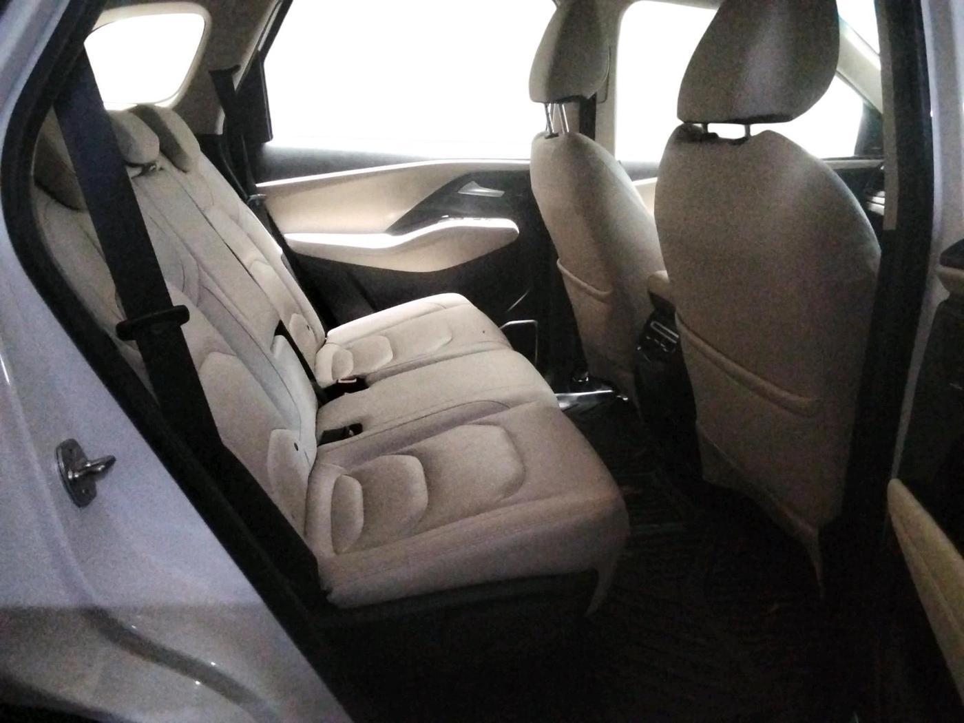 2023 MG HECTOR SMART PRO 1.5 TURBO MT PETROL, Petrol, Manual, 9,351 km, interior