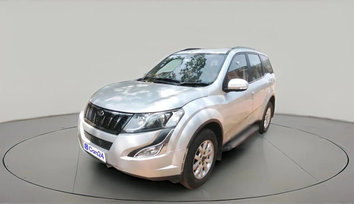 2017 Mahindra XUV500 W8 AT, Diesel, Automatic, 1,12,609 km, exterior