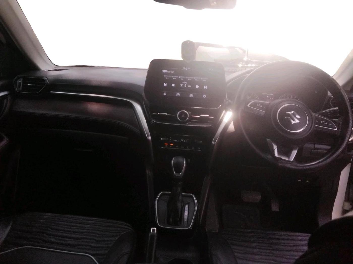 2022 Maruti Grand Vitara ZETA SMART HYBRID AT, Petrol, Automatic, 84,541 km, interior