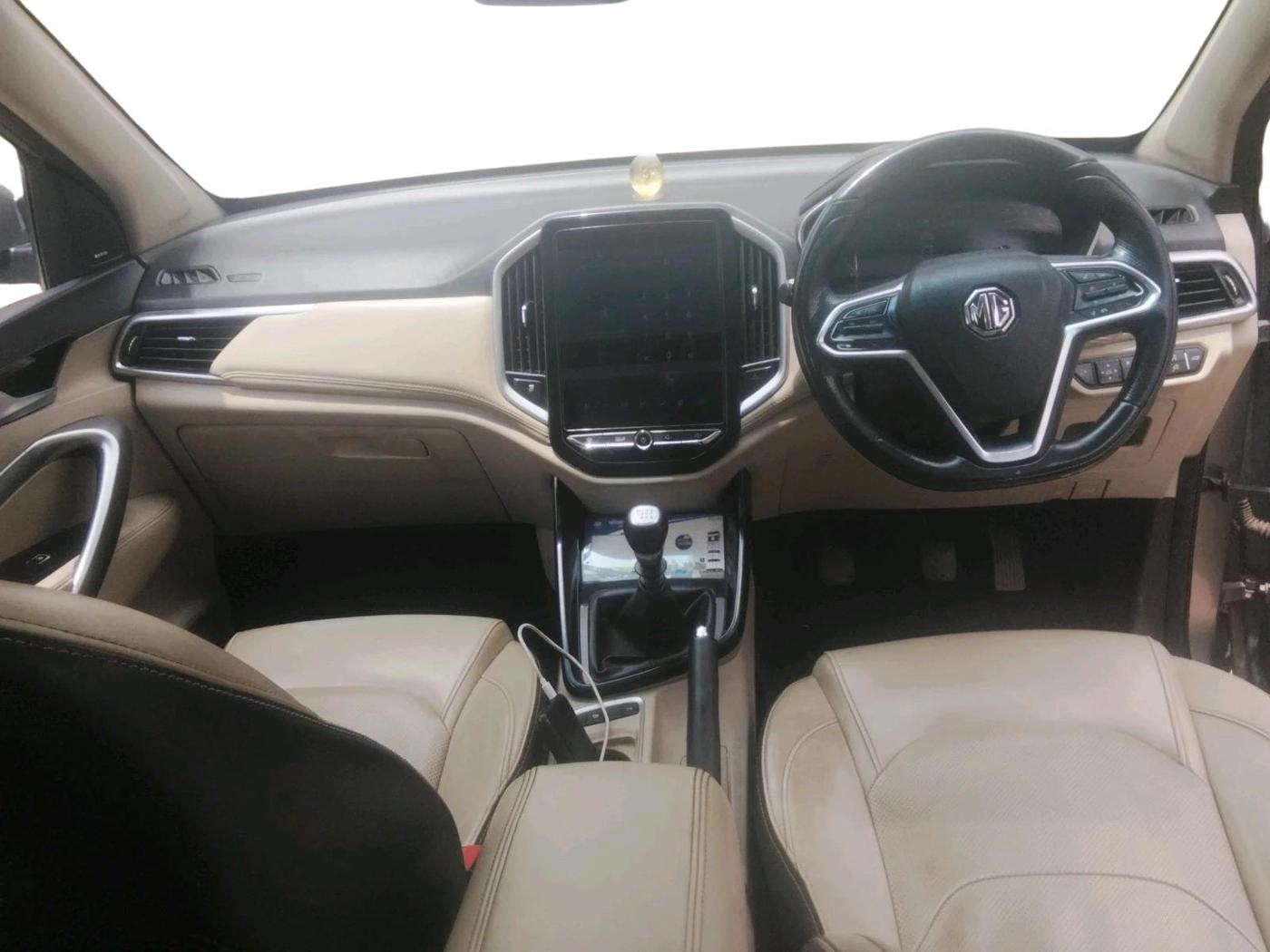 2022 MG HECTOR SHARP 2.0 DIESEL, Diesel, Manual, 1,83,758 km, interior