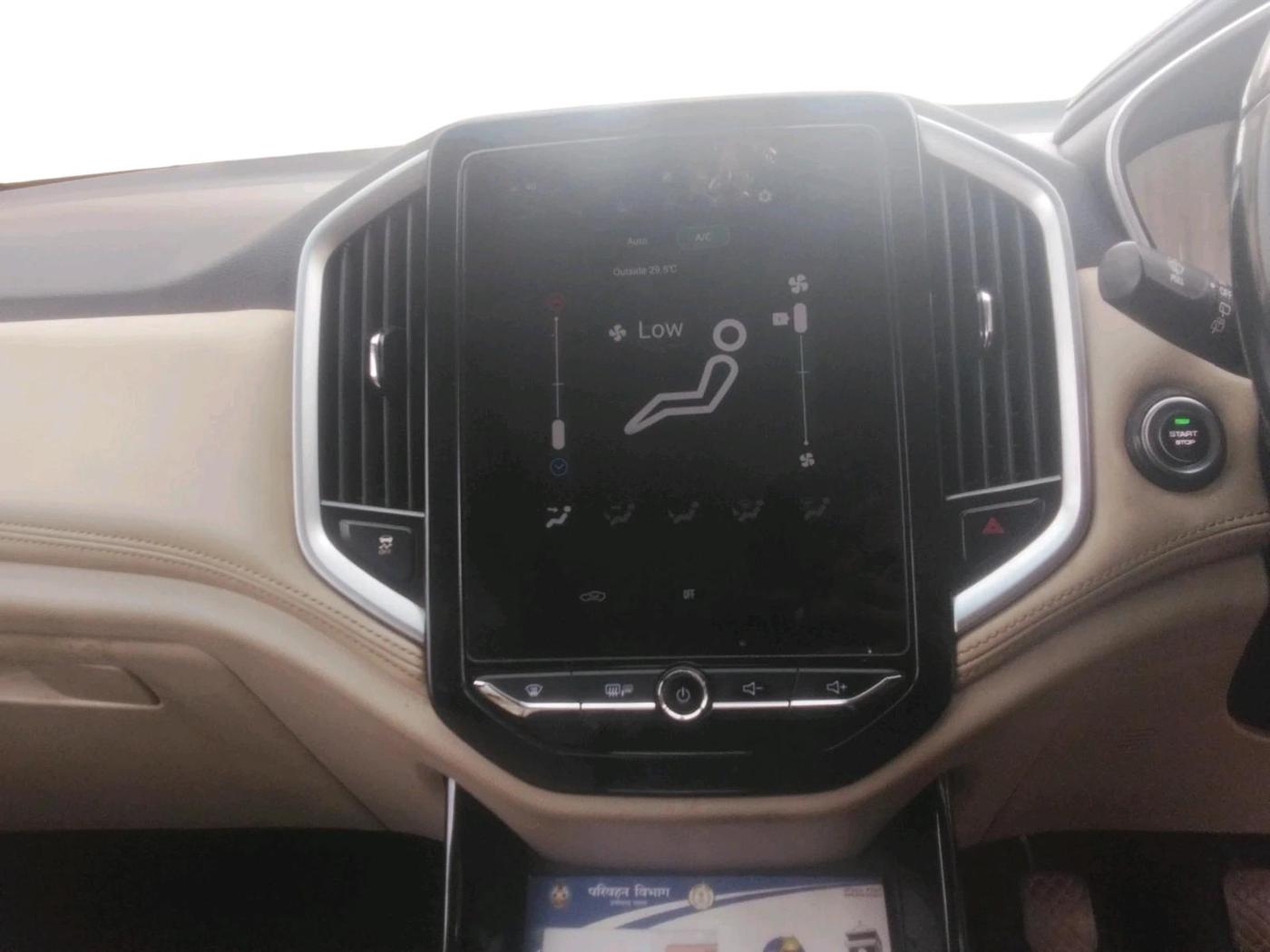 2022 MG HECTOR SHARP 2.0 DIESEL, Diesel, Manual, 1,83,758 km, interior