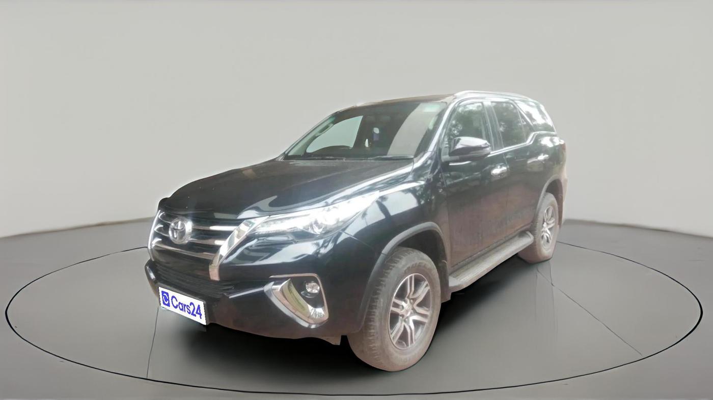2018 Toyota Fortuner 2.8 4X2 MT, Diesel, Manual, 1,03,463 km, exterior