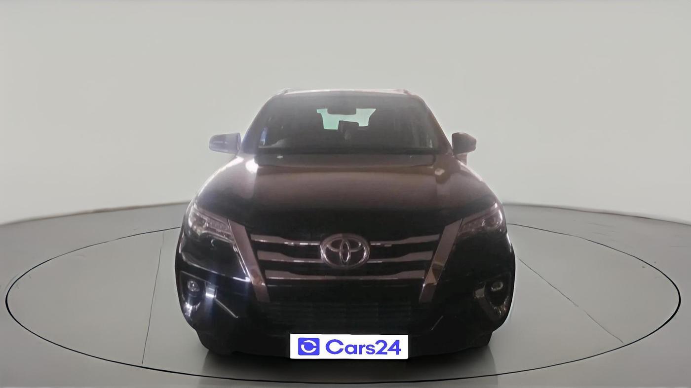 2018 Toyota Fortuner 2.8 4X2 MT, Diesel, Manual, 1,03,463 km, exterior