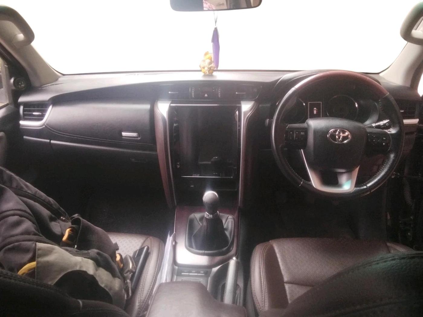 2018 Toyota Fortuner 2.8 4X2 MT, Diesel, Manual, 1,03,463 km, interior