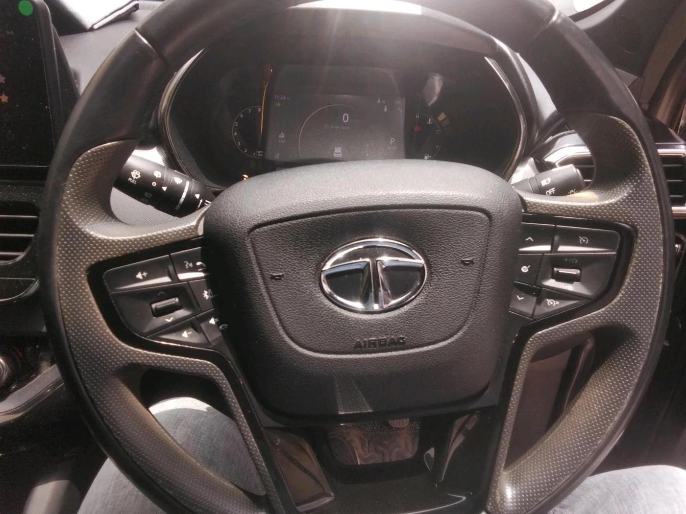 2023 Tata Harrier XZA PLUS O DARK EDITION, Diesel, Automatic, 48,885 km, interior