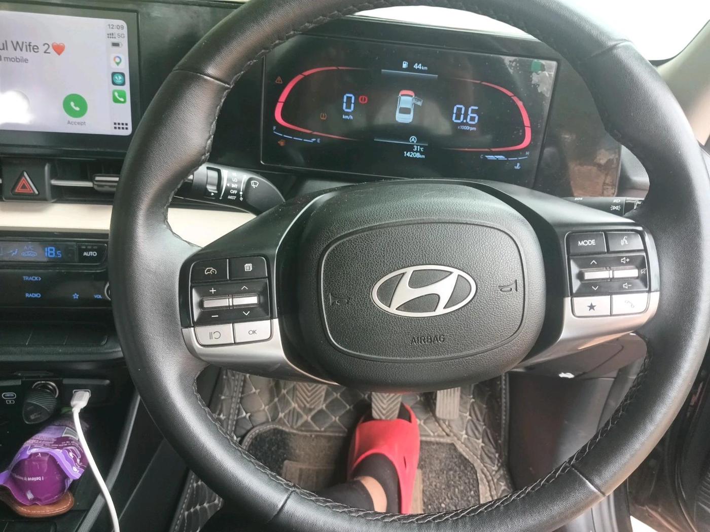 2024 Hyundai Verna SX 1.5 l MPI, Petrol, Manual, 14,208 km, interior