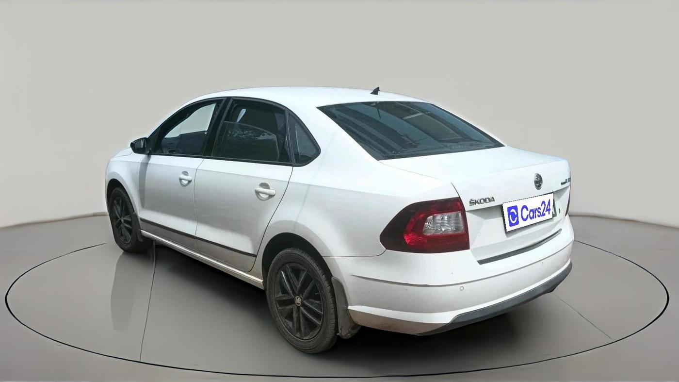 2020 Skoda Rapid 1.0 AMBITION TSI MT, Petrol, Manual, 42,395 km, exterior
