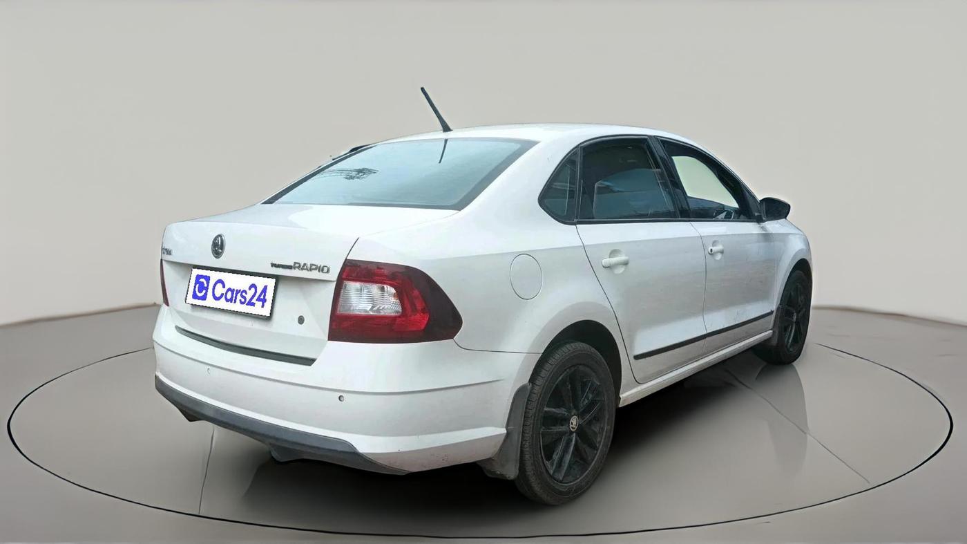 2020 Skoda Rapid 1.0 AMBITION TSI MT, Petrol, Manual, 42,395 km, exterior